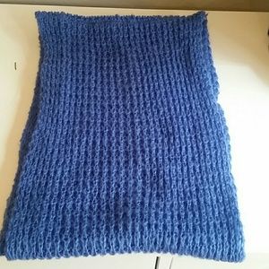 Infiniti scarf